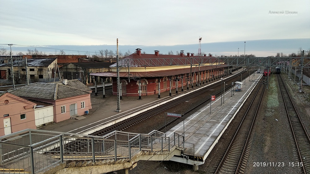 Вокзал Малая Вишера фото с пешеходного моста